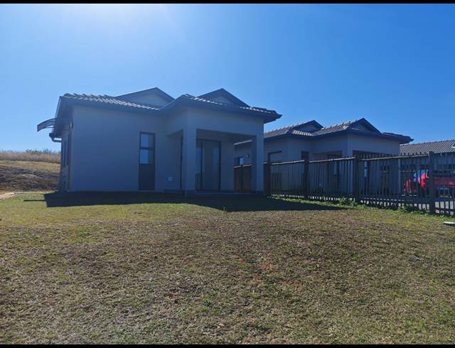 2 BEDROOM FREEHOLD FOR SALE IN SHAKASKRAAL